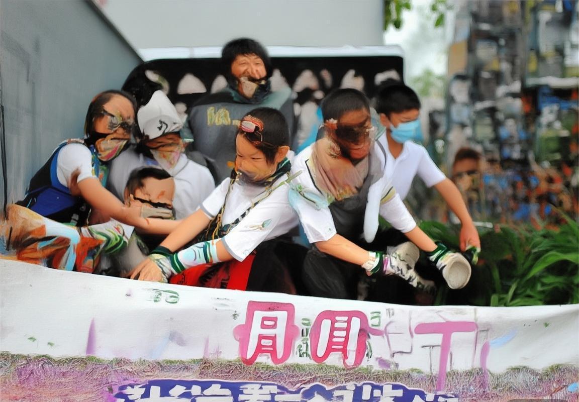 巴赛香港巅峰对决：足球盛宴精彩瞬间回顾